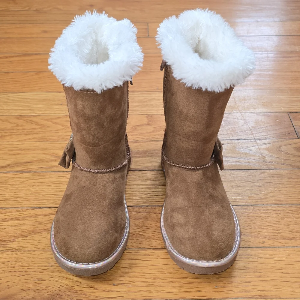 Magellan Outdoors Brown Kids Snow Boots with White Fur